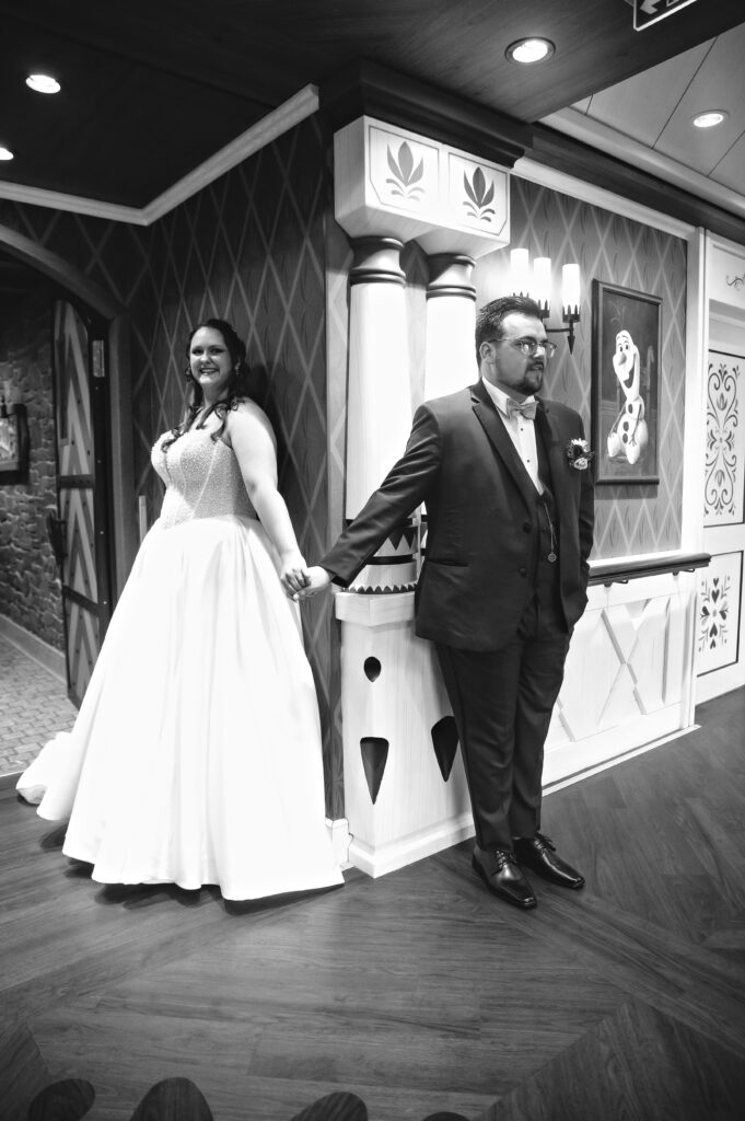 Disney cruise wedding photos Disney Wish