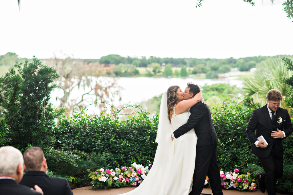 Lakeview Gardens wedding ceremony