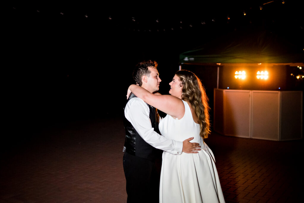 Lakeview Gardens wedding venue gardens